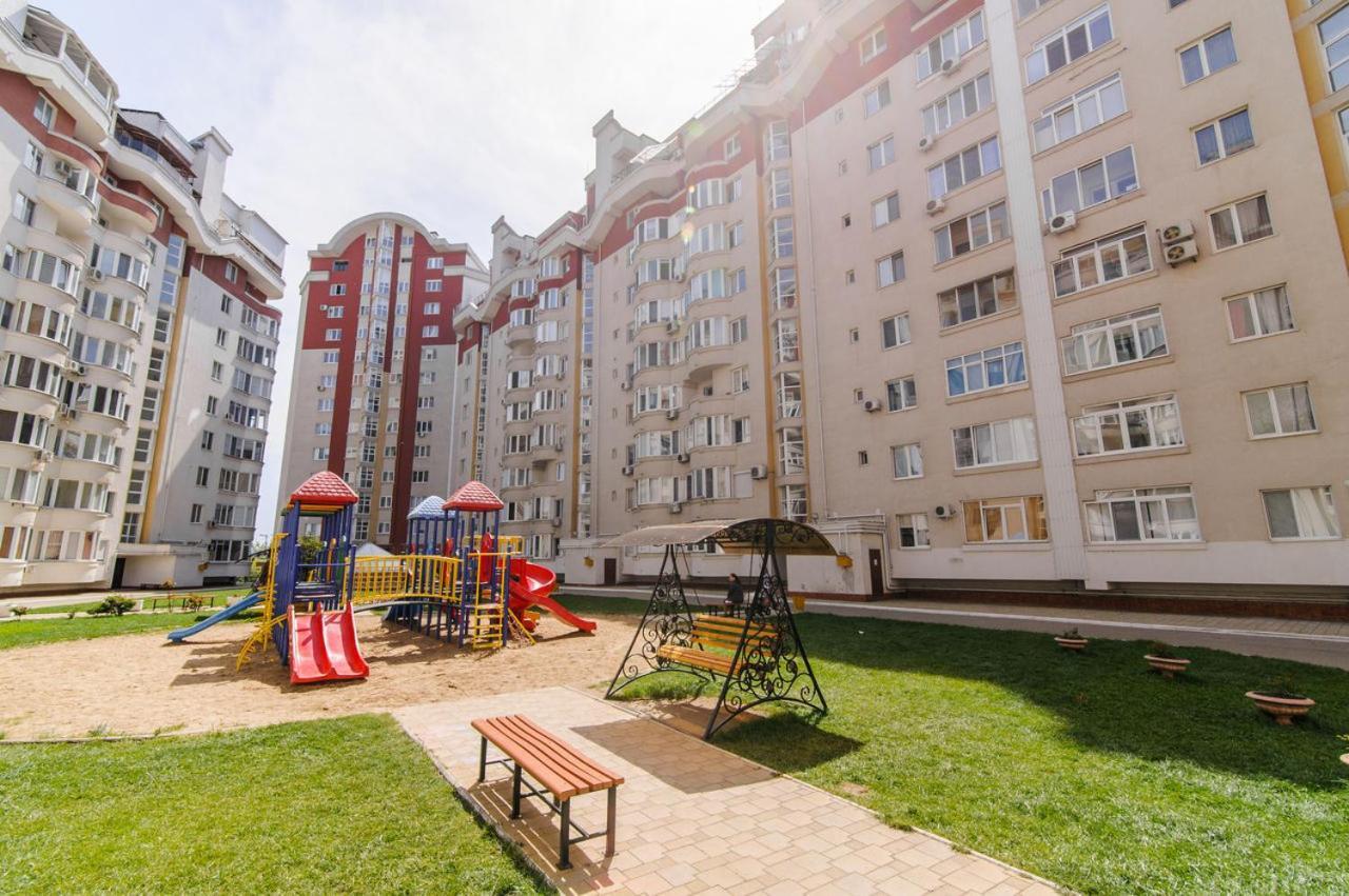 Luxrent Apartment Кишинев Екстериор снимка