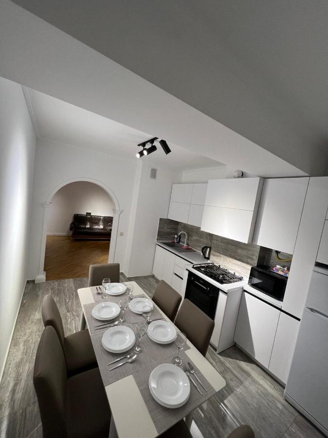 Luxrent Apartment Кишинев Екстериор снимка